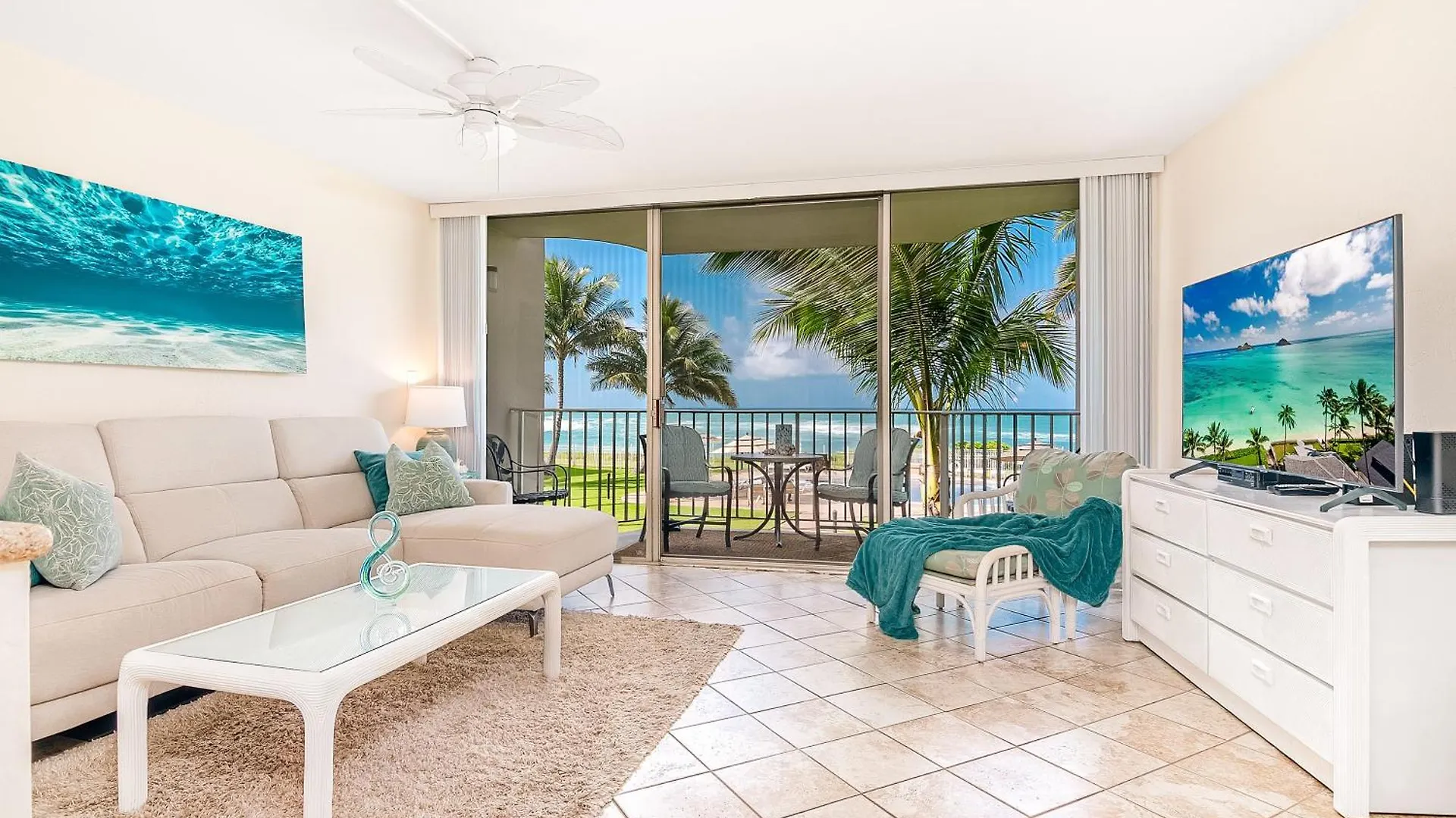 Apartment ***Serendipity On The Moana - Legal & Oceanfront - Great For Work & Play!*** Waianae United States